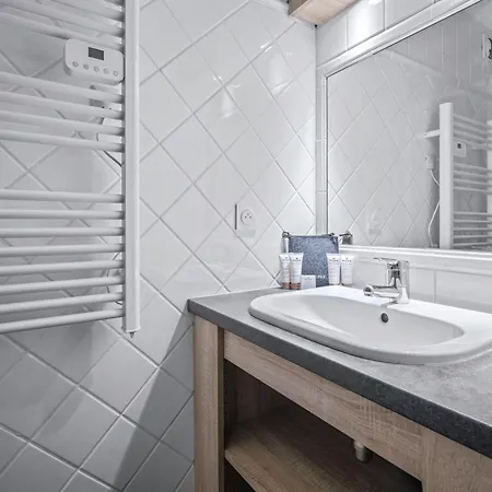 Spacieux Pour 10 Pers. A Val Thorens, Acces Direct Pistes, Balcon Sud, Espace Wellness - Fr-1-640-68 Apartmán *